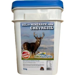 Bucket of salt and minerals for deers - 15 kg